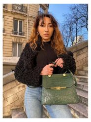 Christian Laurier Skórzana torebka "Emy" w kolorze zielonym - 27 x 19 x 12 cm rozmiar: onesize. Zielone torebki klasyczne damskie Christian Laurier, z materiału, przez ramię, bez dodatków. Za 239.99 zł.