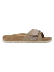 Birkenstock Skórzane klapki "Oita" w kolorze beżowym rozmiar: 39. Brązowe klapki damskie Birkenstock, bez wzorów, z otwartym noskiem, bez obcasa, bez zapięcia. Za 432.80 zł.