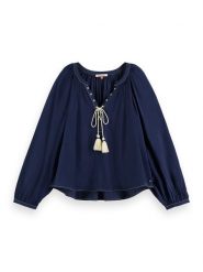 Scotch & Soda Bluzka w kolorze granatowym rozmiar: 38. Niebieskie bluzki damskie Scotch & Soda, s, bez wzorów, z wiskozy, klasyczne, bez kołnierzyka, bez ramiączek. Za 153.71 zł.